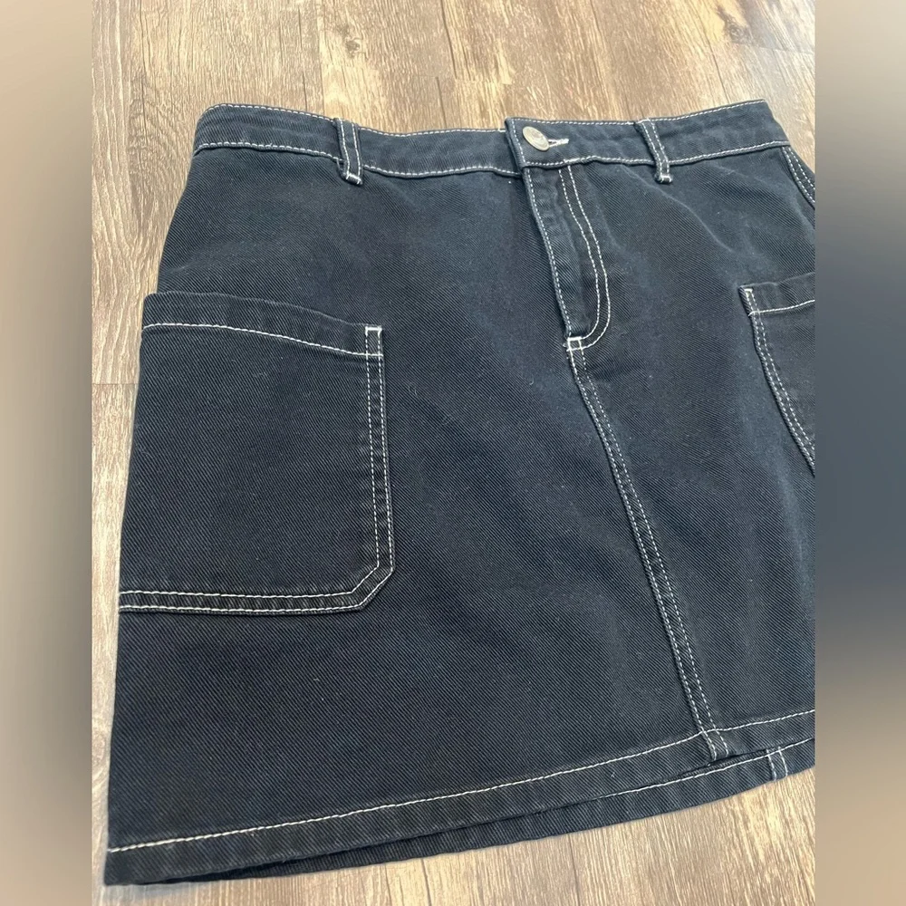 Urban Outfitters Black Denim Mini Cargo Skirt BDG Contrast Stitching Punk Skater